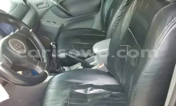 Ra Àlòkù Toyota RAV4 Black Ọkọ̀ in Cotonou ni Benin Ra Àlòkù Toyota RAV4 Black Ọkọ̀ in Cotonou ni Benin