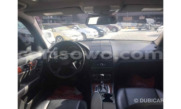 Sayi Imported Mercedes-Benz 190 (W201) Black Mota in Import - Dubai a Benin Sayi Imported Mercedes-Benz 190 (W201) Black Mota in Import - Dubai a Benin