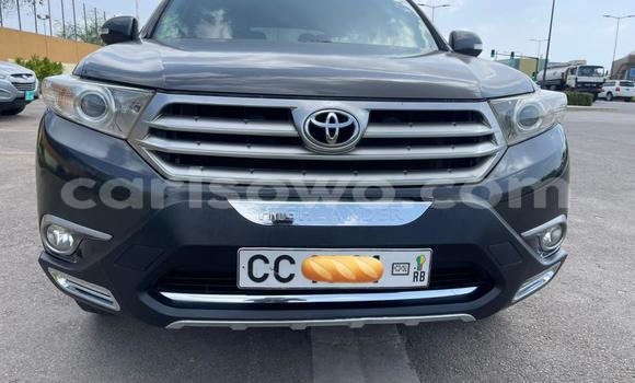 Buy Used Toyota Highlander Silver Car in Cotonou in Benign
