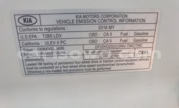 Ra Àlòkù Kia Sorento funfun Ọkọ̀ in Cotonou ni Benin Ra Àlòkù Kia Sorento funfun Ọkọ̀ in Cotonou ni Benin