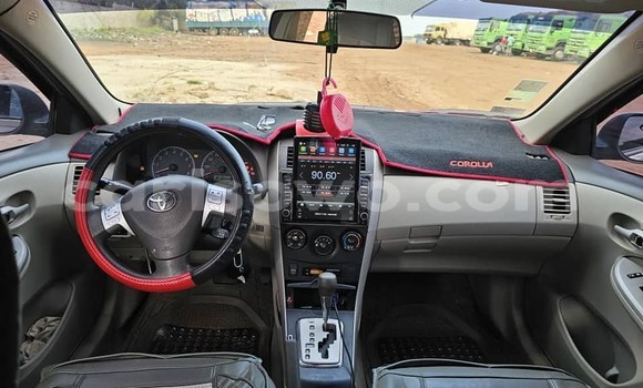 Ra Àlòkù Toyota Corolla funfun Ọkọ̀ in Cotonou ni Benin Ra Àlòkù Toyota Corolla funfun Ọkọ̀ in Cotonou ni Benin