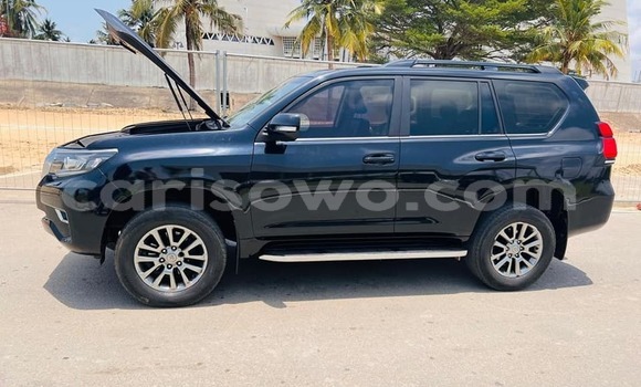 Ra Àlòkù Toyota Prado Black Ọkọ̀ in Cotonou ni Benin Ra Àlòkù Toyota Prado Black Ọkọ̀ in Cotonou ni Benin