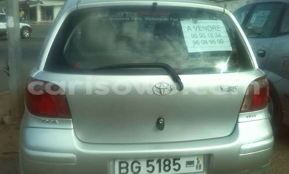 Sayi Na hannu Toyota Yaris Azurfa Mota in Cotonou a Benin Sayi Na hannu Toyota Yaris Azurfa Mota in Cotonou a Benin