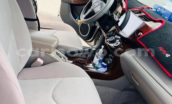 Ra Àlòkù Toyota RAV4 Miiran Ọkọ̀ in Cotonou ni Benin Ra Àlòkù Toyota RAV4 Miiran Ọkọ̀ in Cotonou ni Benin