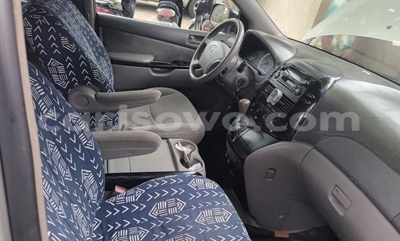 Ra Àlòkù Toyota Sienna Miiran Ọkọ̀ in Cotonou ni Benin Ra Àlòkù Toyota Sienna Miiran Ọkọ̀ in Cotonou ni Benin