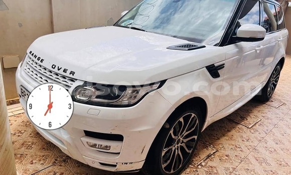 Ra Àlòkù Range Rover Range Rover funfun Ọkọ̀ in Banikoara ni Benin