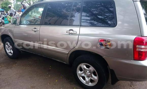 Buy Used Toyota Highlander Other Car in Cotonou in Benign Buy Used Toyota Highlander Other Car in Cotonou in Benign
