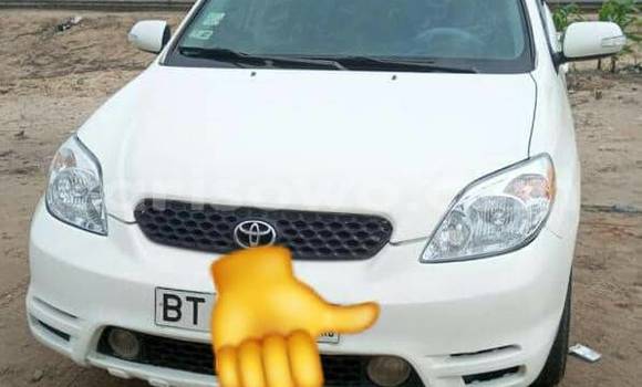 Buy Used Toyota Matrix White Car in Cotonou in Benign Buy Used Toyota Matrix White Car in Cotonou in Benign