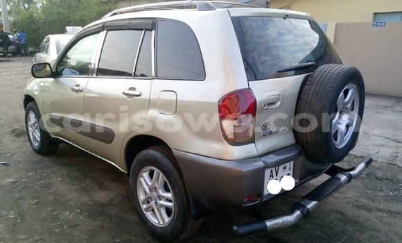 Ra Àlòkù Toyota RAV4 Silver Ọkọ̀ in Cotonou ni Benin