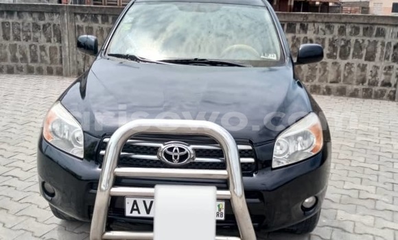 Sayi Na hannu Toyota RAV4 Black Mota in Cotonou a Benin