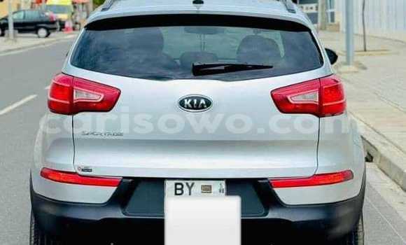 Acheter Occasion Voiture Kia Sportage Blanc à Cotonou, Benin