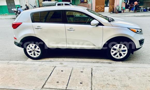 Sayi Na hannu Kia Sportage Azurfa Mota in Cotonou a Benin Sayi Na hannu Kia Sportage Azurfa Mota in Cotonou a Benin