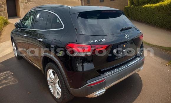 Ra Àlòkù Mercedes-Benz GLA-klasse AMG Black Ọkọ̀ in Cotonou ni Benin Ra Àlòkù Mercedes-Benz GLA-klasse AMG Black Ọkọ̀ in Cotonou ni Benin