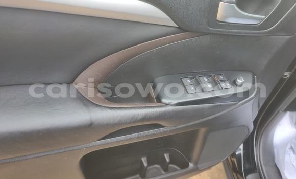 Acheter Occasion Voiture Toyota Highlander Noir à Cotonou, Benin Acheter Occasion Voiture Toyota Highlander Noir à Cotonou, Benin