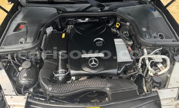 Sayi Na hannu Mercedes-Benz E-Classe Black Mota in Cotonou a Benin Sayi Na hannu Mercedes-Benz E-Classe Black Mota in Cotonou a Benin