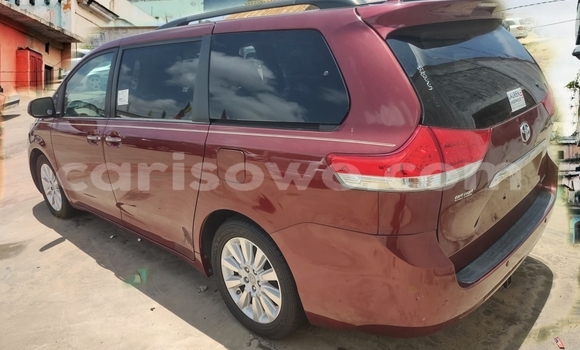 Ra Àlòkù Toyota Sienna Red Ọkọ̀ in Cotonou ni Benin Ra Àlòkù Toyota Sienna Red Ọkọ̀ in Cotonou ni Benin