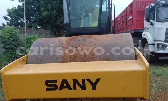 Buy New Caterpillar 120 Other Truck in Cotonou in Benign Buy New Caterpillar 120 Other Truck in Cotonou in Benign