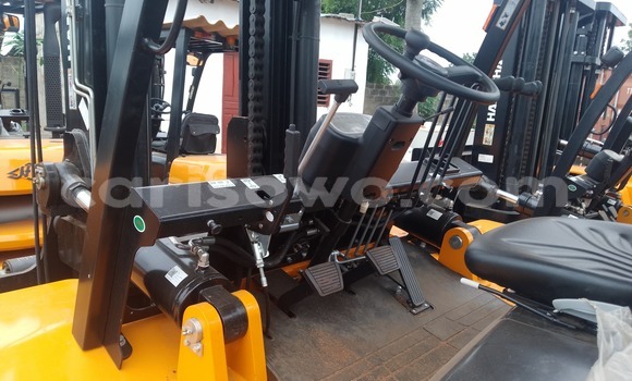 Buy New Man Silent Other Truck in Cotonou in Benign Buy New Man Silent Other Truck in Cotonou in Benign