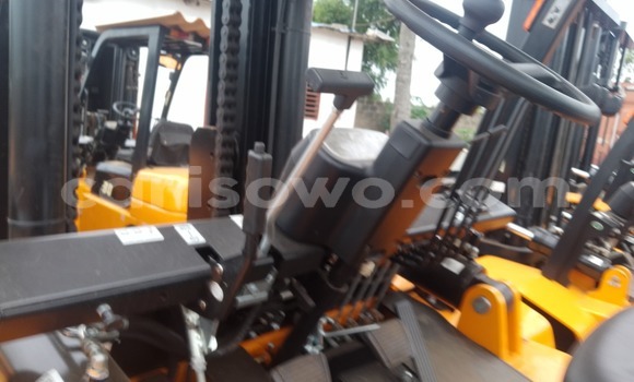 Buy New Man Silent Other Truck in Cotonou in Benign Buy New Man Silent Other Truck in Cotonou in Benign