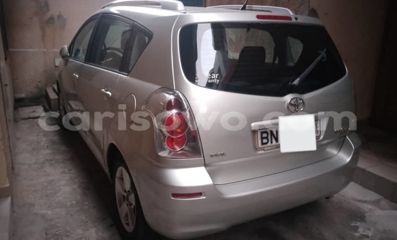 Acheter Occasion Voiture Toyota Corolla Verso Gris à Cotonou, Benin