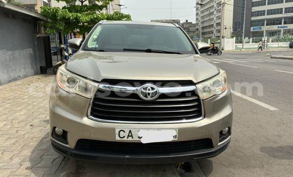 Sayi Na hannu Toyota Highlander M Mota in Cotonou a Benin