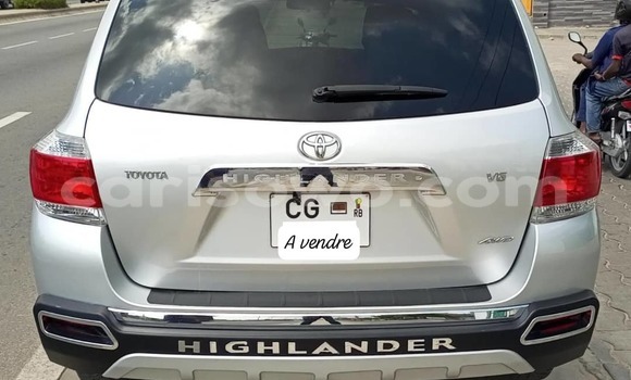Acheter Occasion Voiture Toyota Highlander Gris à Cotonou, Benin Acheter Occasion Voiture Toyota Highlander Gris à Cotonou, Benin