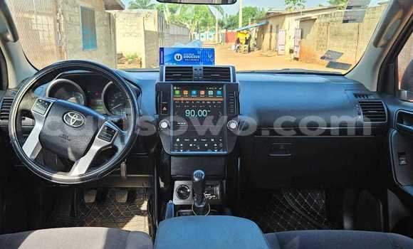 Ra Àlòkù Toyota Prado Black Ọkọ̀ in Cotonou ni Benin Ra Àlòkù Toyota Prado Black Ọkọ̀ in Cotonou ni Benin