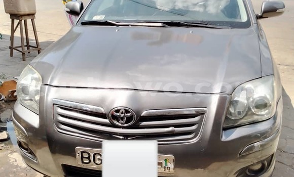 Ra Àlòkù Toyota Avensis Brown Ọkọ̀ in Cotonou ni Benin Ra Àlòkù Toyota Avensis Brown Ọkọ̀ in Cotonou ni Benin