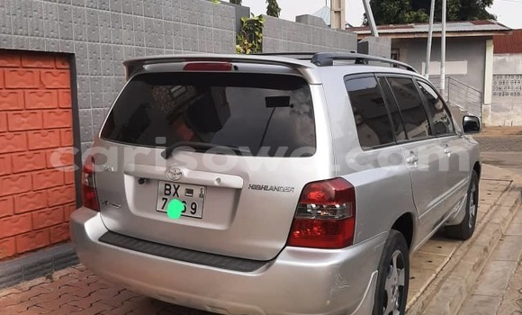 Ra Àlòkù Toyota Highlander Silver Ọkọ̀ in Cotonou ni Benin Ra Àlòkù Toyota Highlander Silver Ọkọ̀ in Cotonou ni Benin