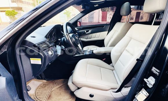 Sayi Na hannu Mercedes-Benz E–Class Black Mota in Cotonou a Benin Sayi Na hannu Mercedes-Benz E–Class Black Mota in Cotonou a Benin