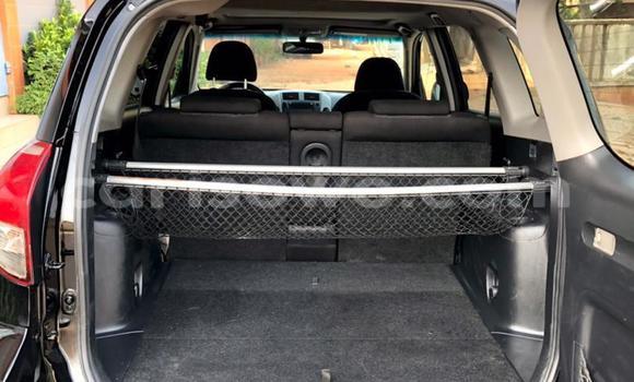 Sayi Na hannu Toyota RAV4 Black Mota in Cotonou a Benin Sayi Na hannu Toyota RAV4 Black Mota in Cotonou a Benin