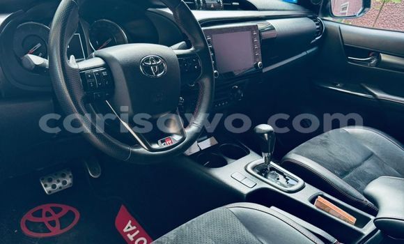 Sayi Na hannu Toyota Hilux Black Mota in Cotonou a Benin Sayi Na hannu Toyota Hilux Black Mota in Cotonou a Benin