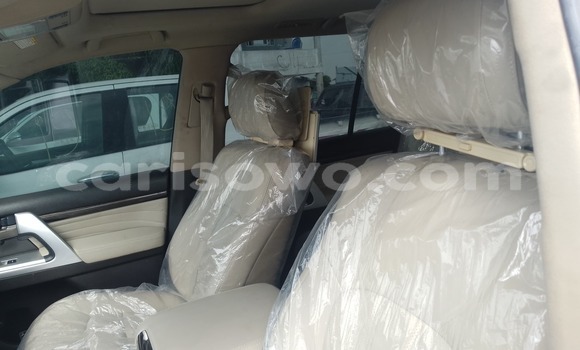 Buy Used Toyota Land Cruiser White Car in Cotonou in Benign Buy Used Toyota Land Cruiser White Car in Cotonou in Benign