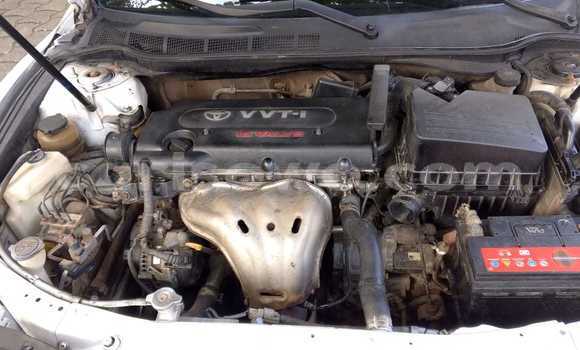 Ra Àlòkù Toyota Camry funfun Ọkọ̀ in Cotonou ni Benin Ra Àlòkù Toyota Camry funfun Ọkọ̀ in Cotonou ni Benin