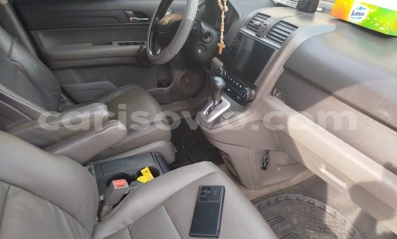 Sayi Na hannu Honda CR–V Azurfa Mota in Cotonou a Benin Sayi Na hannu Honda CR–V Azurfa Mota in Cotonou a Benin