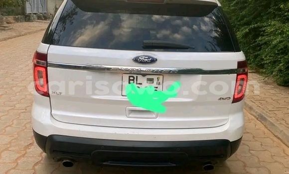 Ra Àlòkù Ford Explorer funfun Ọkọ̀ in Cotonou ni Benin Ra Àlòkù Ford Explorer funfun Ọkọ̀ in Cotonou ni Benin