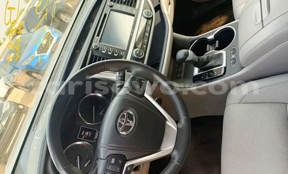 Buy Used Toyota Highlander Other Car in Cotonou in Benign Buy Used Toyota Highlander Other Car in Cotonou in Benign