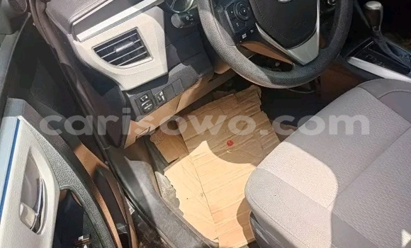 Ra Àlòkù Toyota Corolla Black Ọkọ̀ in Cotonou ni Benin Ra Àlòkù Toyota Corolla Black Ọkọ̀ in Cotonou ni Benin