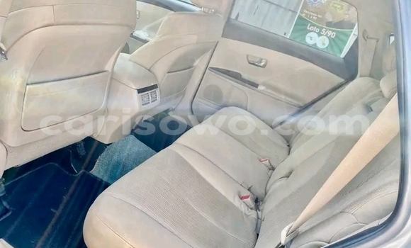 Buy Used Toyota Venza White Car in Cotonou in Benign Buy Used Toyota Venza White Car in Cotonou in Benign
