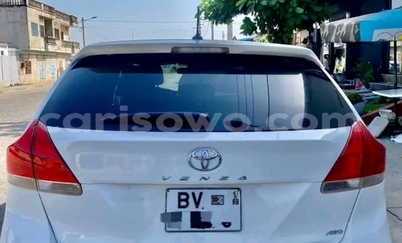 Buy Used Toyota Venza White Car in Cotonou in Benign Buy Used Toyota Venza White Car in Cotonou in Benign