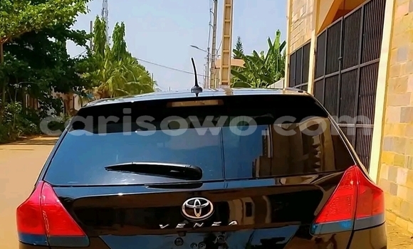 Ra Àlòkù Toyota Venza Black Ọkọ̀ in Cotonou ni Benin Ra Àlòkù Toyota Venza Black Ọkọ̀ in Cotonou ni Benin