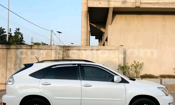 Ra Àlòkù Lexus RX 350 funfun Ọkọ̀ in Cotonou ni Benin Ra Àlòkù Lexus RX 350 funfun Ọkọ̀ in Cotonou ni Benin