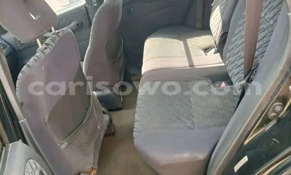 Sayi Na hannu Toyota RAV4 Black Mota in Cotonou a Benin