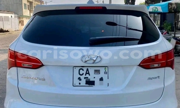 Ra Àlòkù Hyundai Santa Fe funfun Ọkọ̀ in Cotonou ni Benin Ra Àlòkù Hyundai Santa Fe funfun Ọkọ̀ in Cotonou ni Benin