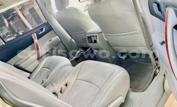 Ra Àlòkù Toyota Highlander Miiran Ọkọ̀ in Cotonou ni Benin Ra Àlòkù Toyota Highlander Miiran Ọkọ̀ in Cotonou ni Benin