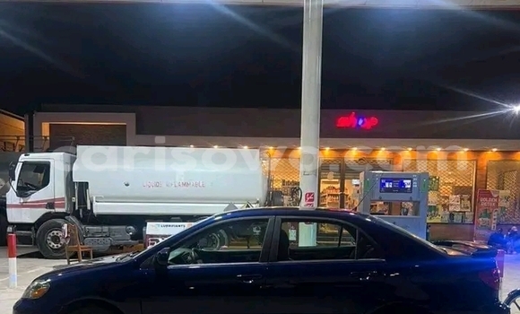 Sayi Na hannu Toyota Corolla Black Mota in Cotonou a Benin