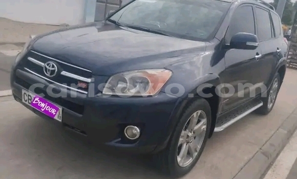 Ra Àlòkù Toyota RAV4 Black Ọkọ̀ in Cotonou ni Benin