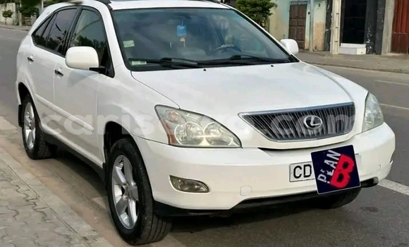 Acheter Occasion Voiture Lexus RX 330 Blanc à Cotonou, Benin Acheter Occasion Voiture Lexus RX 330 Blanc à Cotonou, Benin