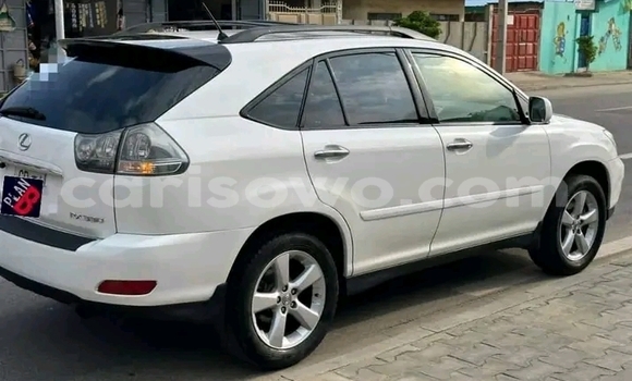 Acheter Occasion Voiture Lexus RX 330 Blanc à Cotonou, Benin Acheter Occasion Voiture Lexus RX 330 Blanc à Cotonou, Benin