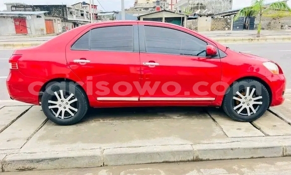 Ra Àlòkù Toyota Yaris Red Ọkọ̀ in Cotonou ni Benin Ra Àlòkù Toyota Yaris Red Ọkọ̀ in Cotonou ni Benin